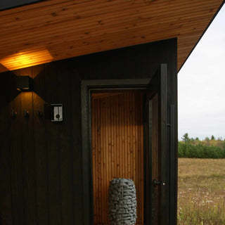 Outdoor Traditional Cedar Sauna with Porch – Up to 3 Persons